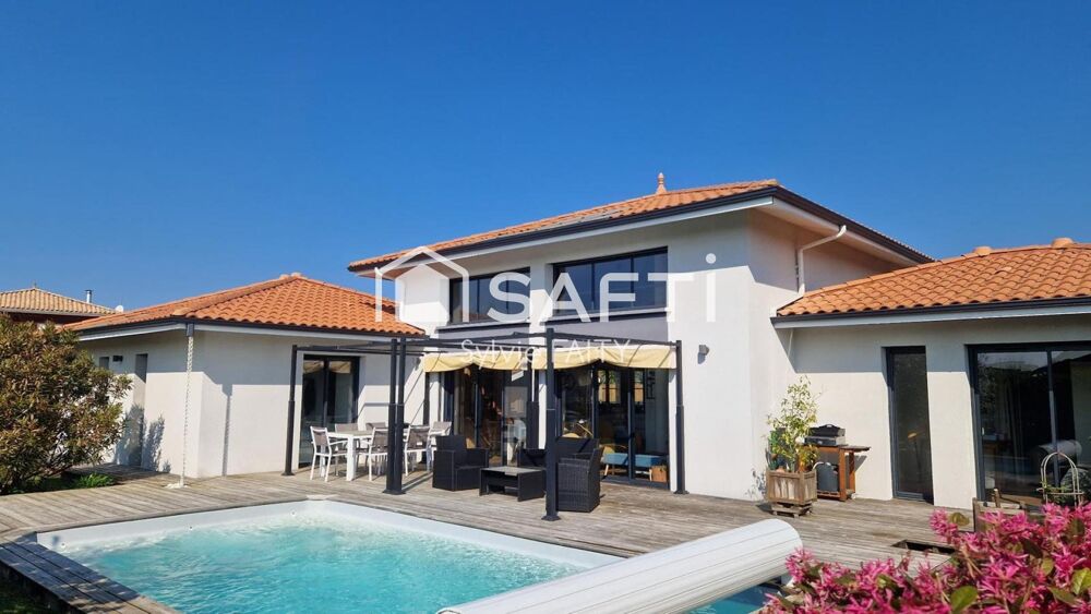 Maison contemporaine - 4 chambres - 3 salle d'eau - garage/atelier - piscine