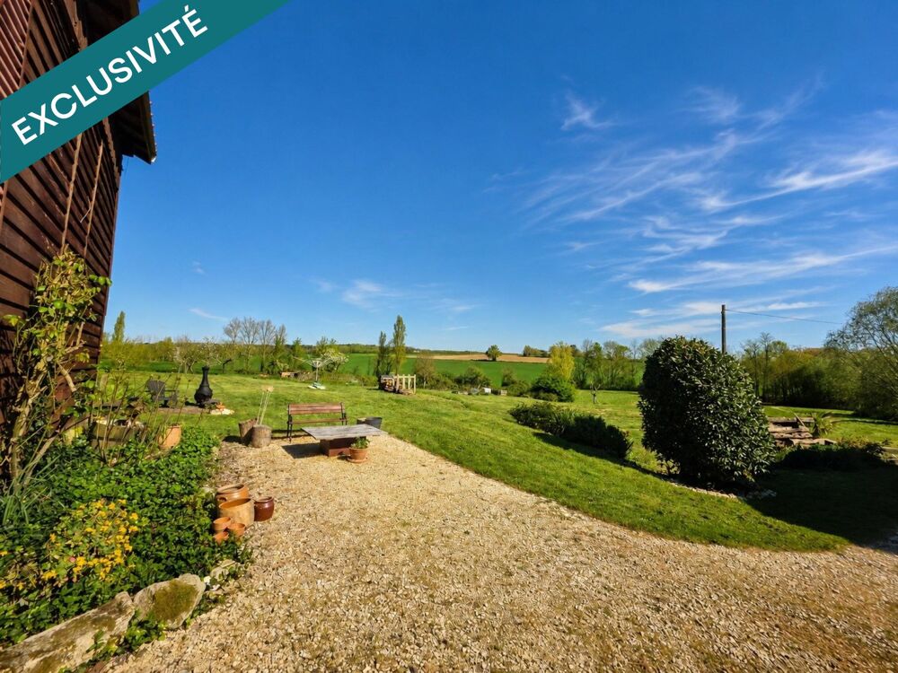 DPE B. Rénovation totale. Terrain constructible.