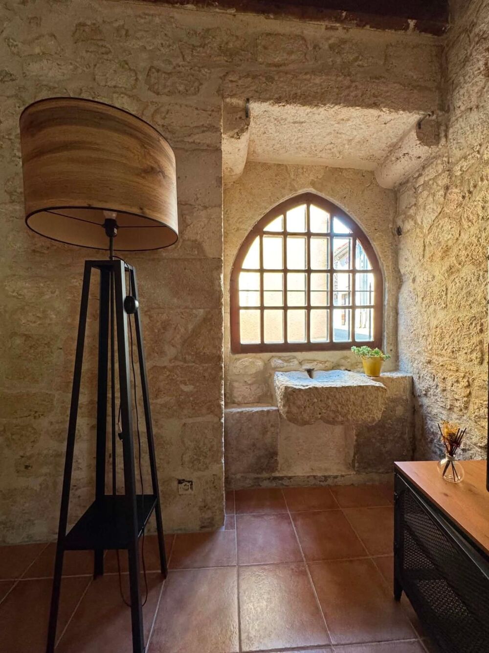 Vente Maison MAISON EN PIERRE RÉNOVÉE, COUR, TERRASSE, CAVE, GRENIER Tournecoupe