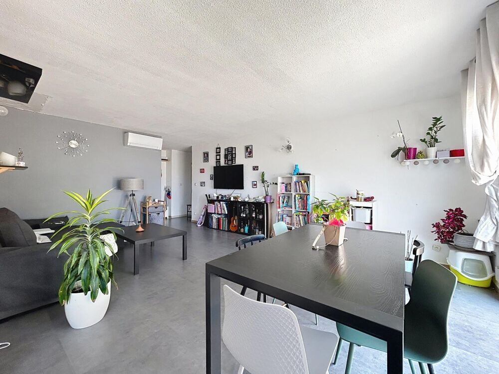 Appartement T4 dernier étage avec ascenseur