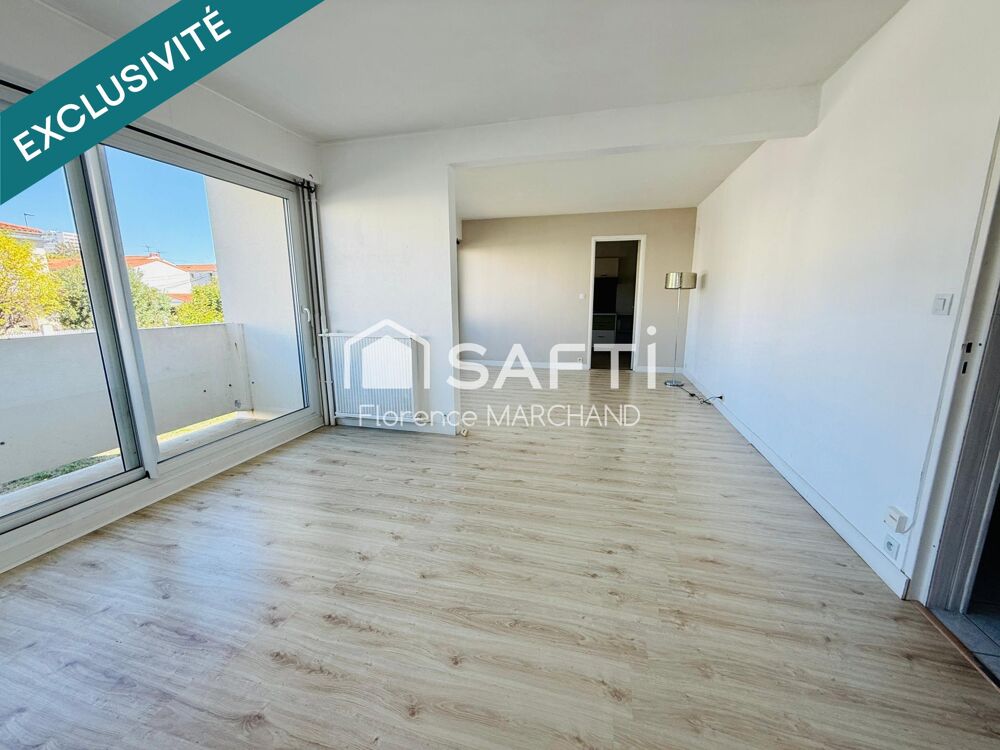Vente Appartement T2 TRÉS LUMINEUX AVEC BALCONS CAVE ET STATIONNEMENT PRIVATIF La rochelle