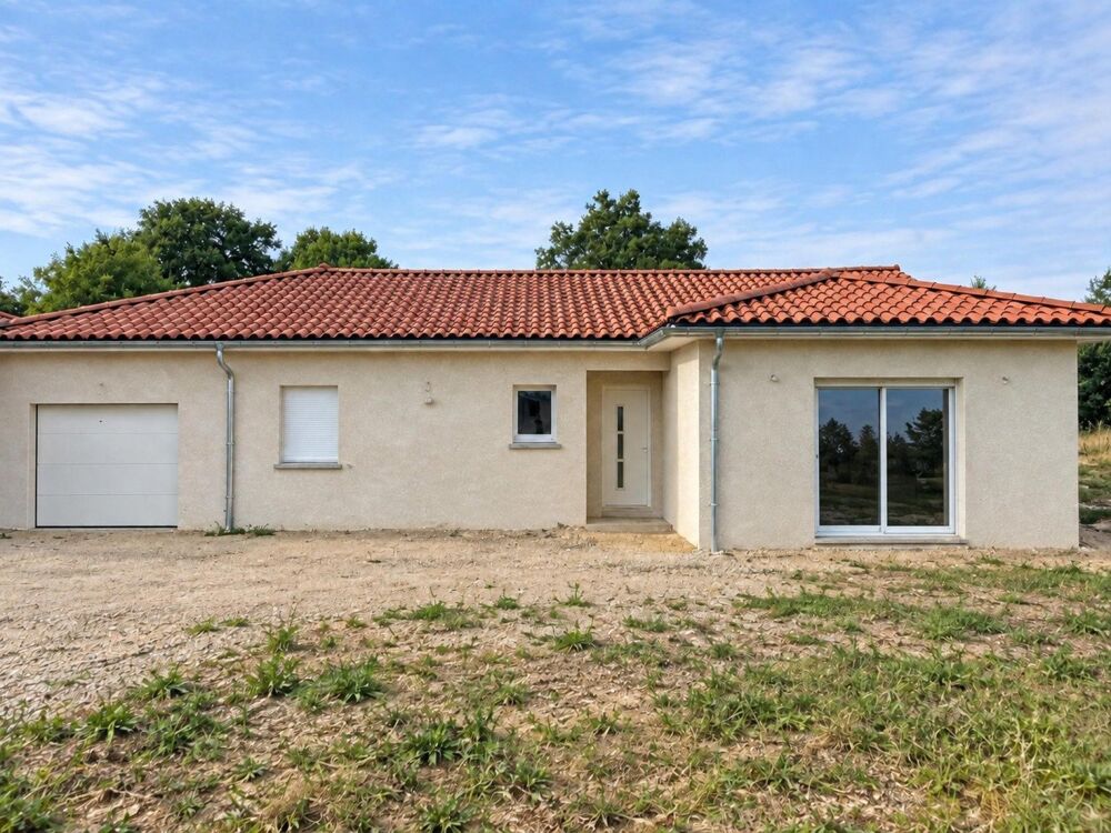 Maison de plain-pied ,4 chambres, Pièce de vie de 60 m²