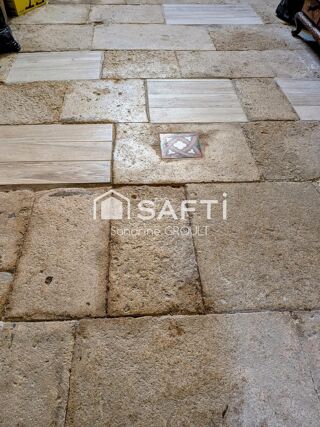  Maison  vendre 10 pices 250 m