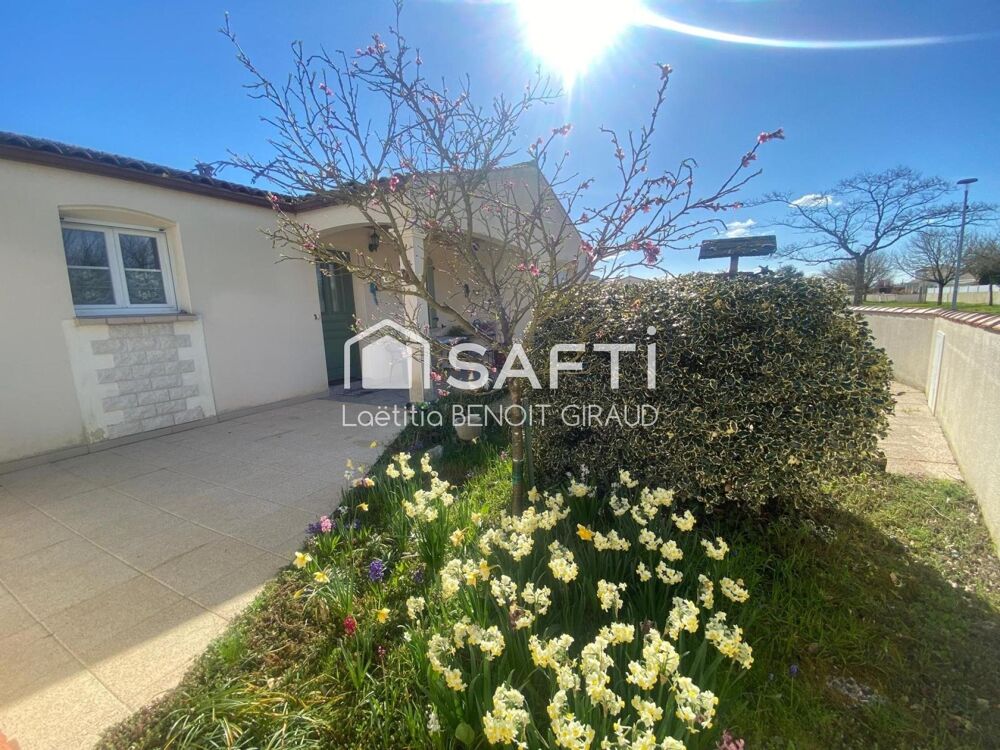 Vente Maison Maison plain-pied trois chambres avec jardin Saujon
