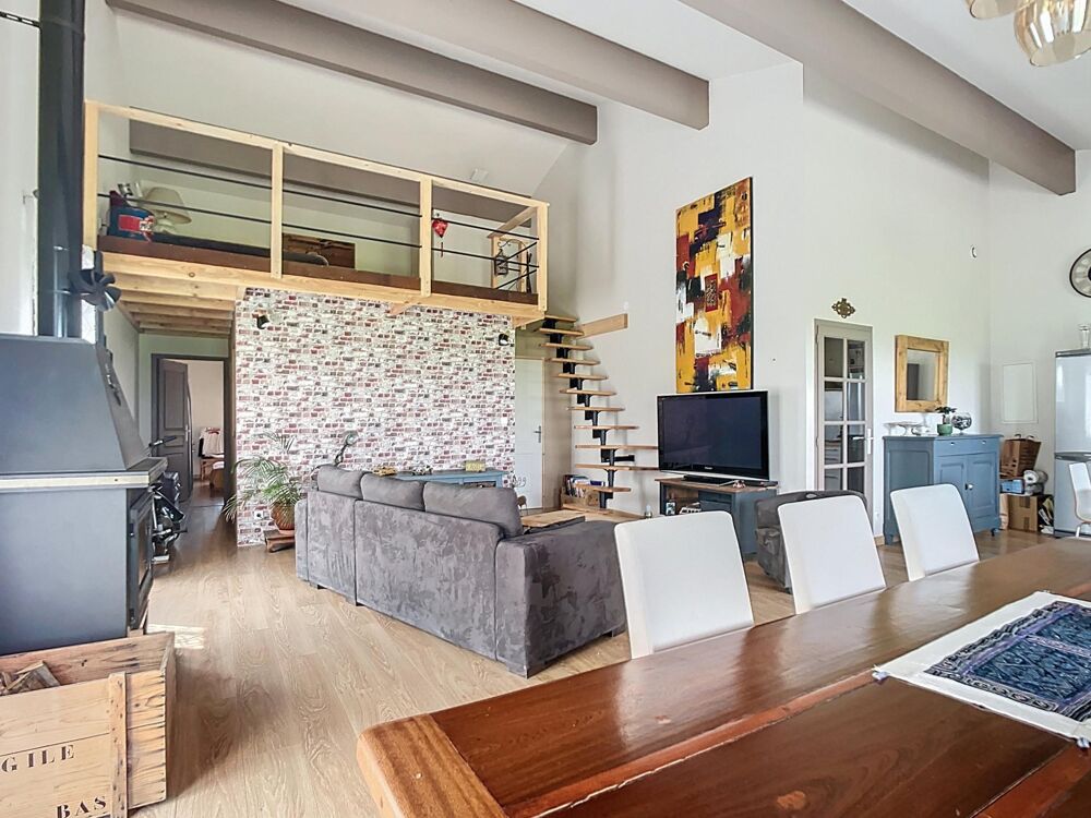 Vente Maison À Montady, vue imprenable, volumes rares et potentiel incroyable ! Montady