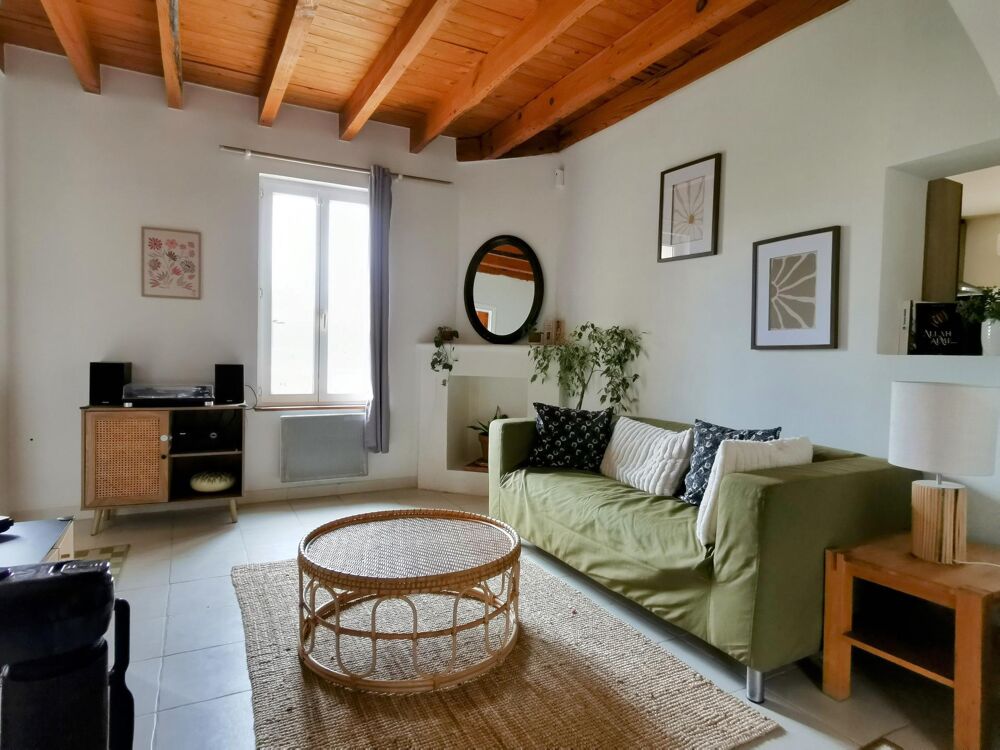 Vente Maison Belle girondine en pierre rénovée sur terrain de 1800m² Saint-yzan-de-soudiac