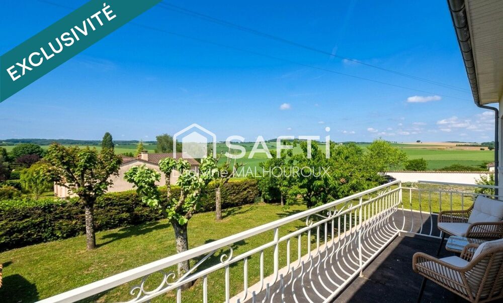 MAISON FAMILIALE 169 m²  5 CHAMBRES  2 LOGEMENTS POSSIBLES  TERRAIN 1530 m²  SANS VIS-À-VIS  VILLEBOIS-LAVALETTE