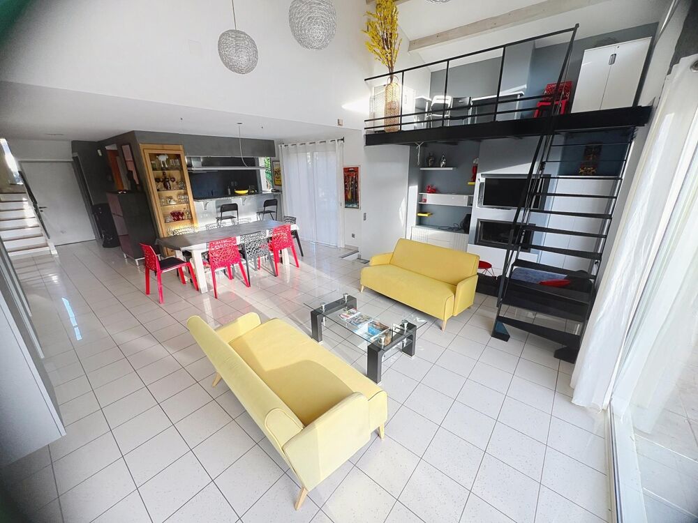Cadenet, Villa 7 pièces 6 chambres sur 2000m²