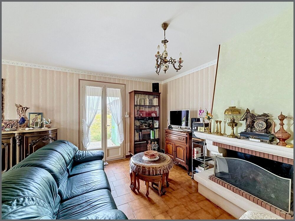 Vente Maison Idéalement située, en plein centre maison 4 chambres avec une vie de plain-pied Esvres
