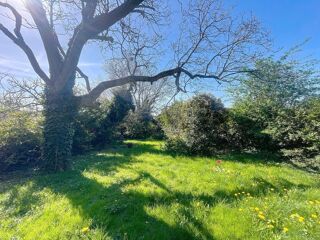  Maison  vendre 8 pices 230 m