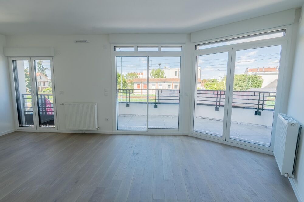 Vente Appartement Frais de notaire offert pour ce T3  deux pas des commerces de la Mairie et du RER Le Parc Saint-maur-des-fosses
