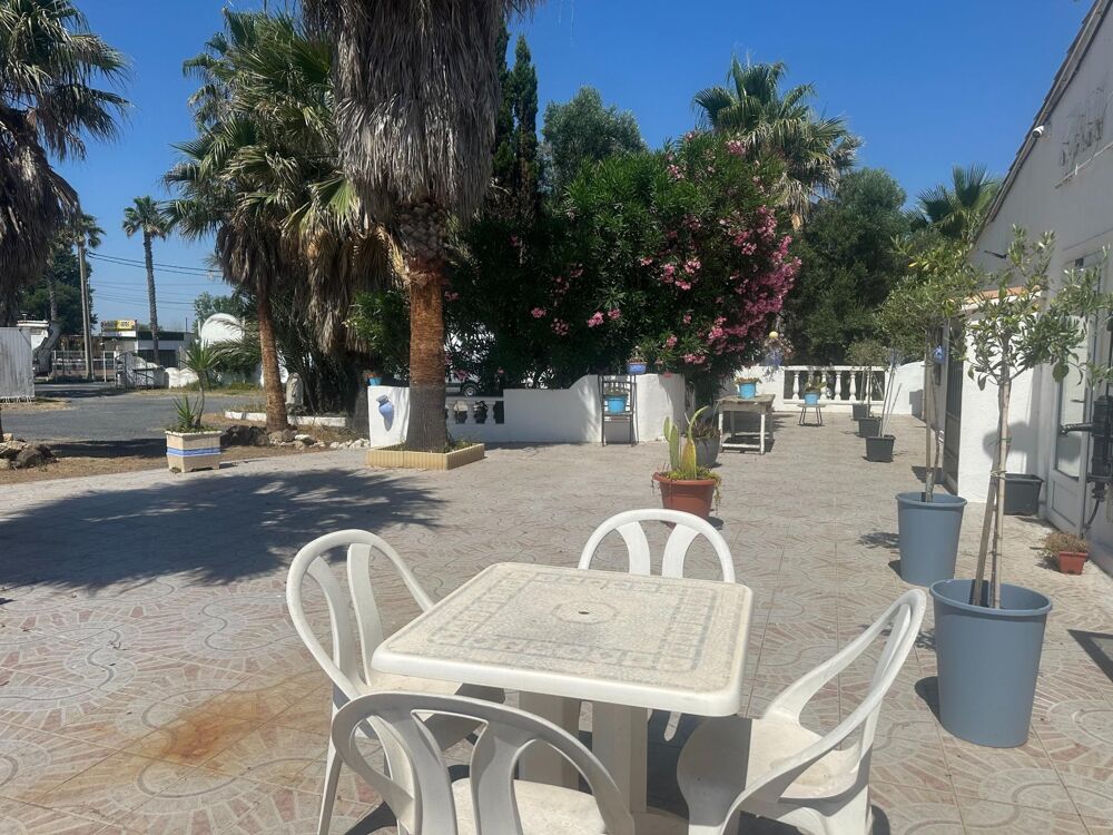 Vente Immeuble MARSEILLAN-PLAGE – ENSEMBLE IMMOBILIER DE CARACTÈRE À FORT POTENTIEL Marseillan