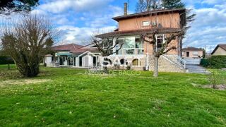 Maison à vendre 10 pièces 253 m²