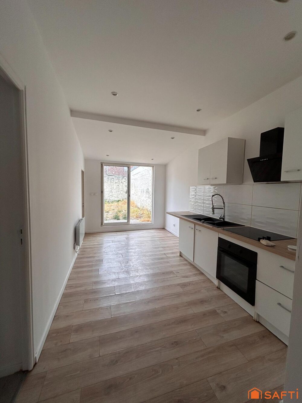 Vente Maison Maison de 91m² - T4 avec extérieur Saint-quentin