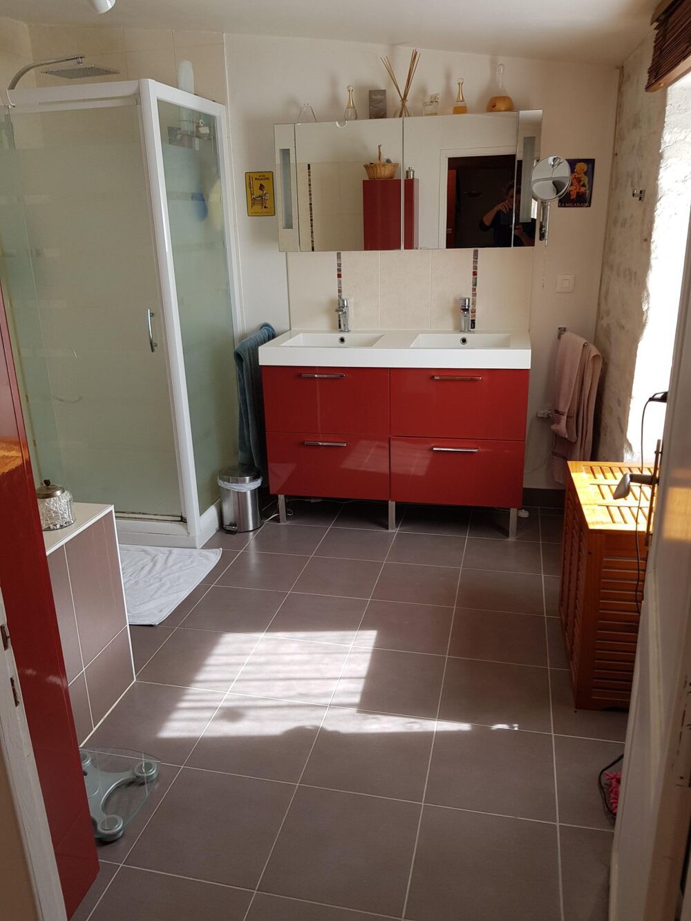 Demeure charentaise de 258m2 et 120m2 de dépendances