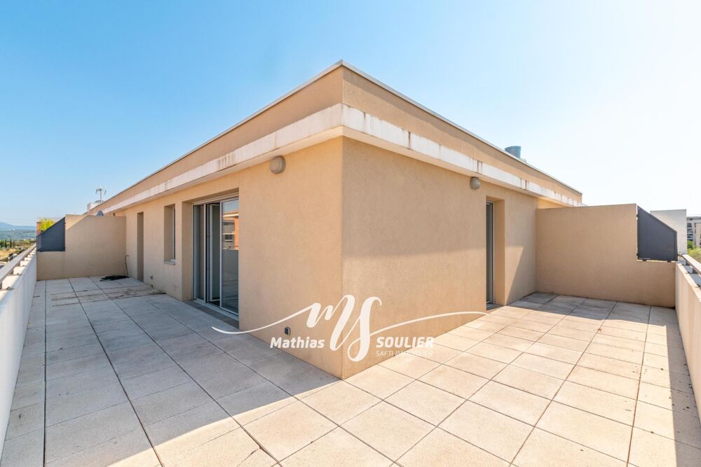 T3 de 64 m² avec terrasse de 46 m² et garage fermé