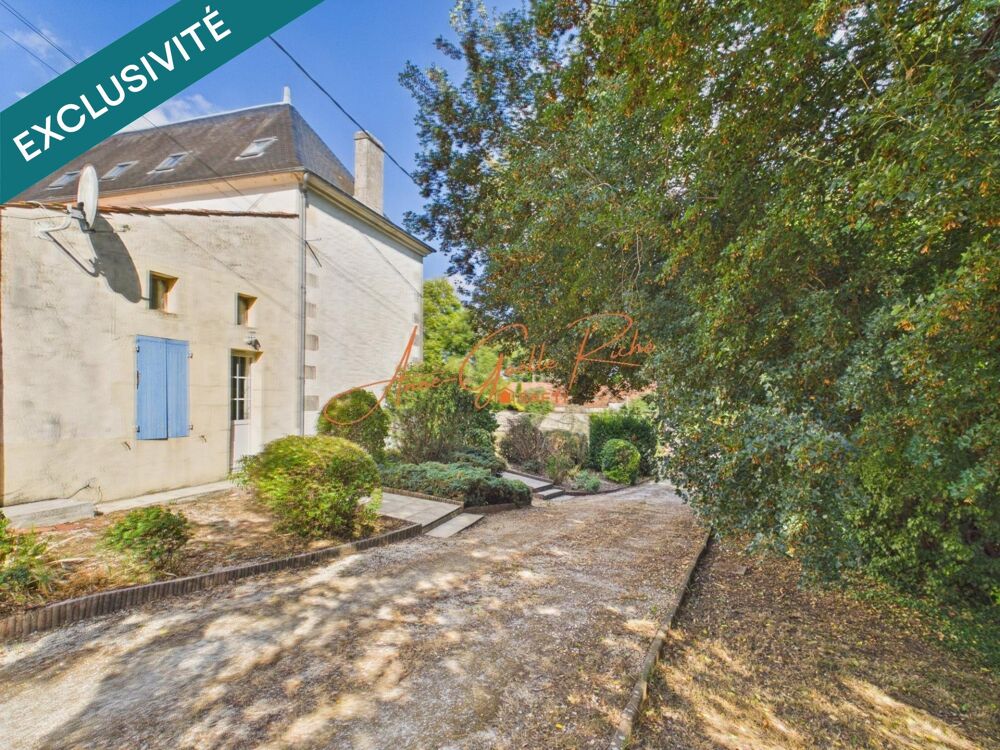 Vente Propriété/Château Demeure de Caractère du XIX? siècle (333 m²) avec Parc, Piscine & Maison d'Amis Saint-porchaire