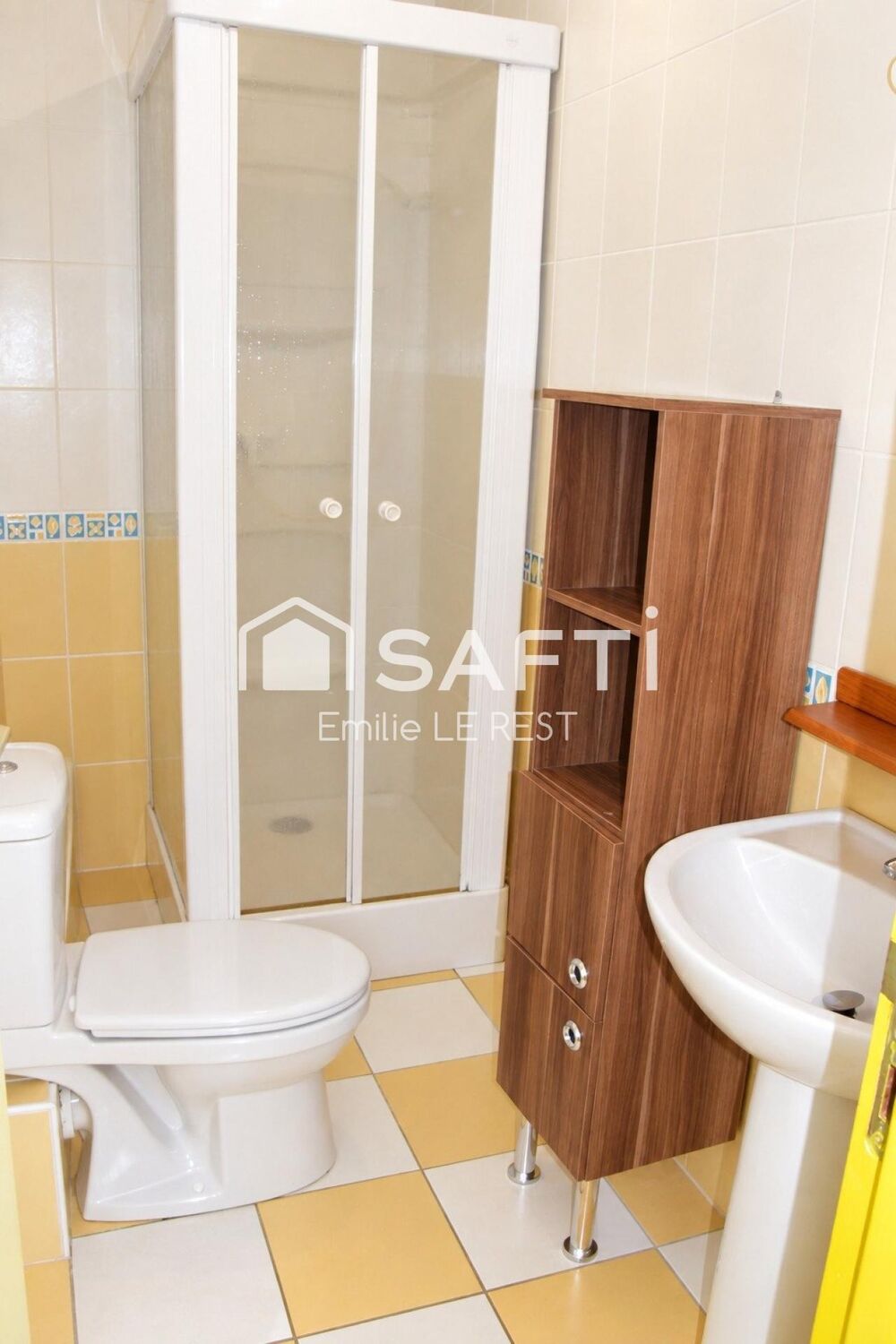 Vente Appartement Studio de 25 m² avec locataire en place Plomodiern