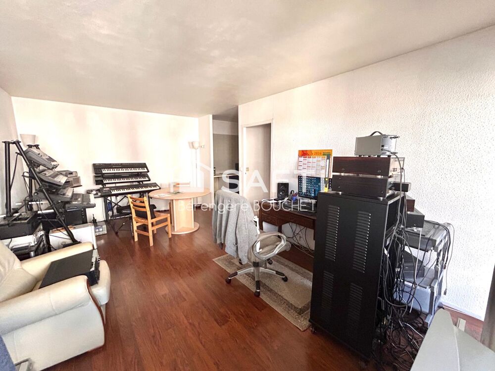 Vente Appartement Grand t2 avec balcon Bordeaux Meriadeck Bordeaux