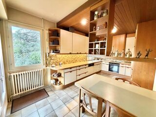  Maison � vendre 9 pi�ces 278 m�