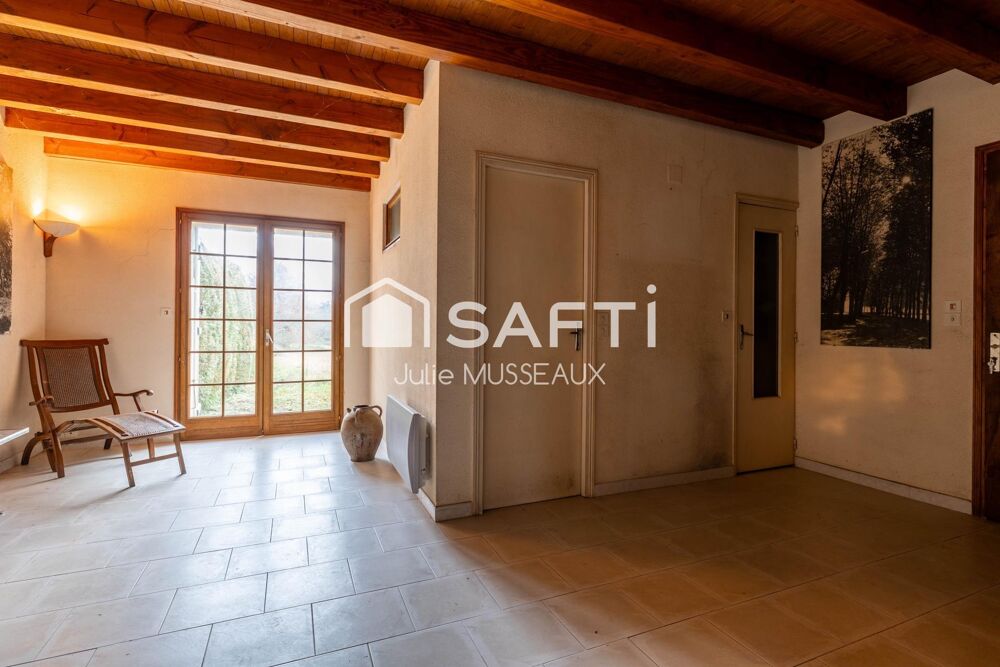 Vente Maison Maison ancienne en pierre avec dépendances – Charente, proche Dordogne Ecuras