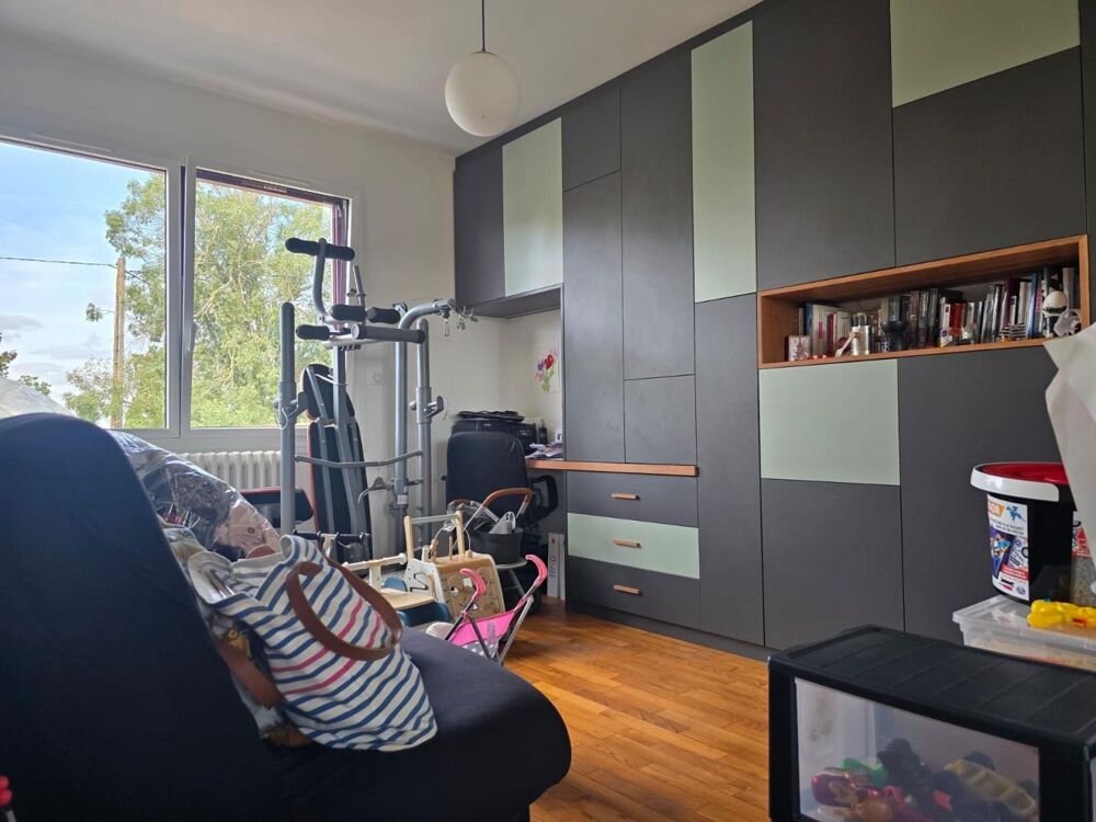 Vente Maison MAISON 140 m² – 4 CHAMBRES – CAMPAGNE BRETEIL - GARE MONTFORT SUR MEU Breteil