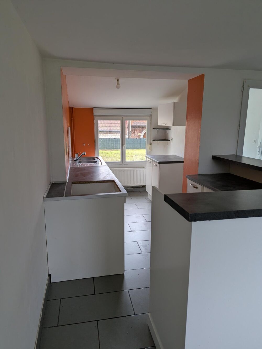 Vente Maison MAISON T 4 dans le beau village de LA COMTE La comte