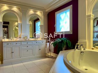  Maison � vendre 6 pi�ces 215 m�