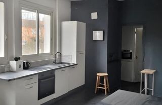  Appartement à louer 3 pièces 103 m²
