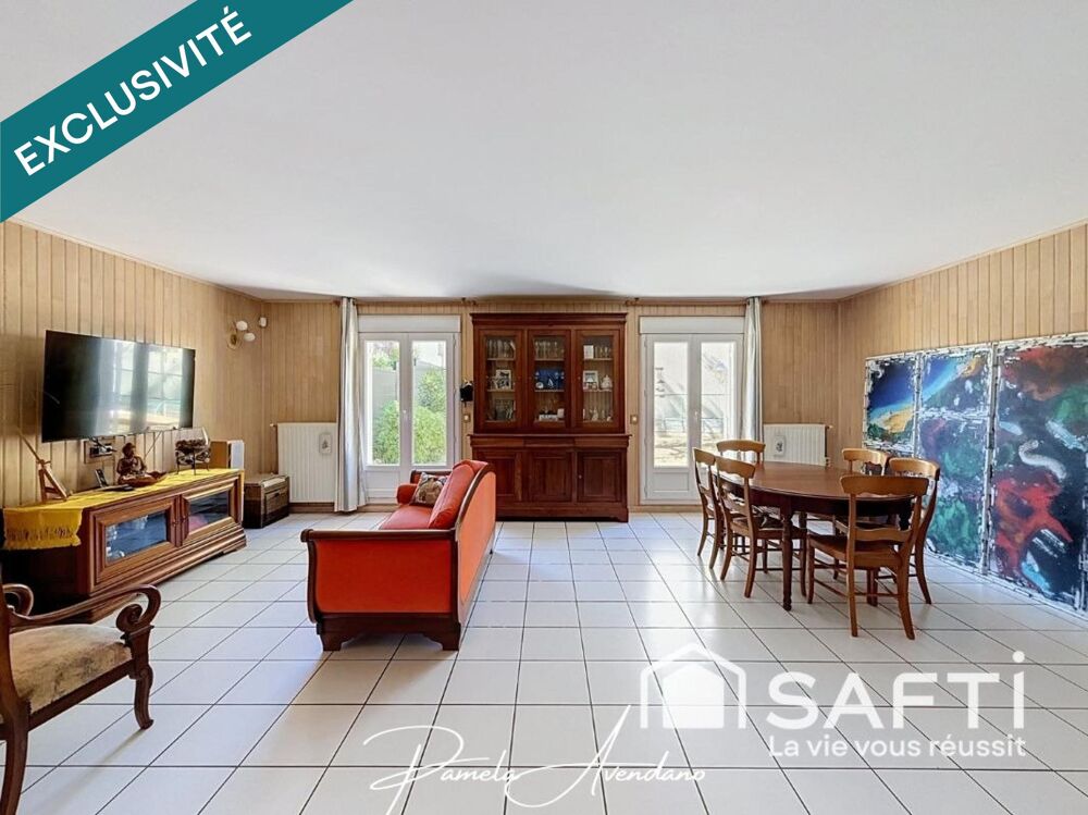 Vente Maison SAVIGNY-LE-TEMPLE – MAISON FAMILIALE 125 M² – PHOTOVOLTAÏQUES & REVENUS ! Savigny-le-temple