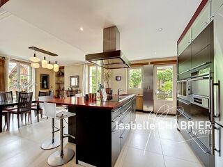  Maison à vendre 9 pièces 208 m²