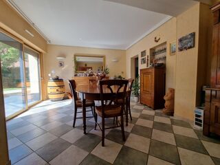 Maison � vendre 9 pi�ces 208 m�