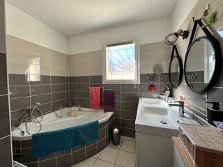  Maison � vendre 8 pi�ces 151 m�