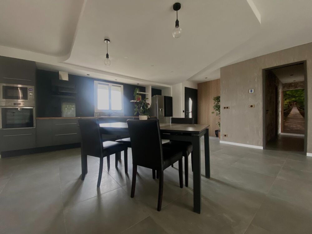 MAISON DE PLAIN-PIED SOUS DECENNALE AVEC VUE DÉGAGÉE SUR LES CHAMPS À 10 MINUTES DE LA ROCHELLE !