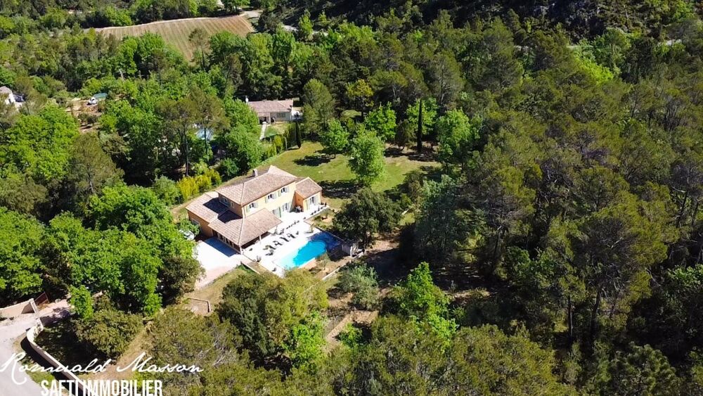 Élégance provençale et art de vivre au coeur de la Provence Verte