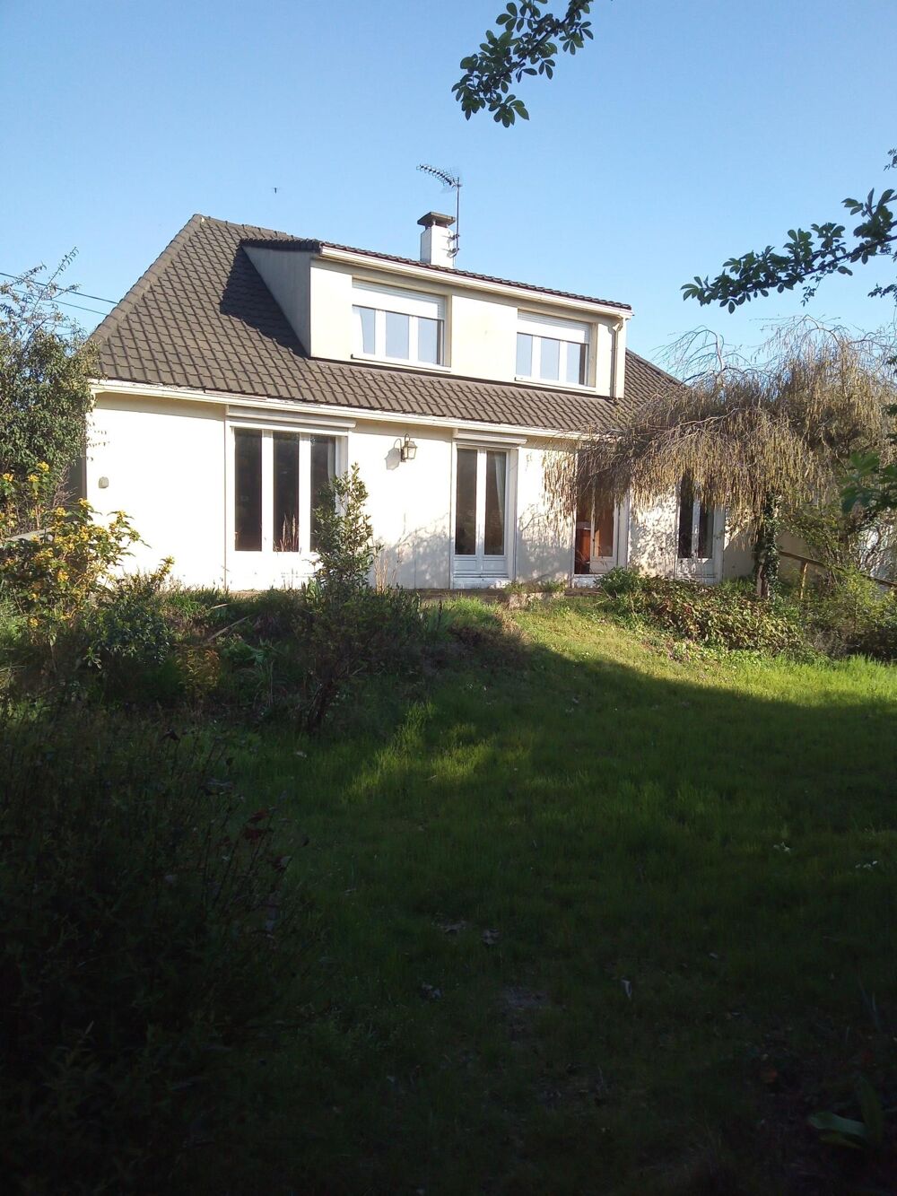 Grande maison a Sainte Genevieve des Bois