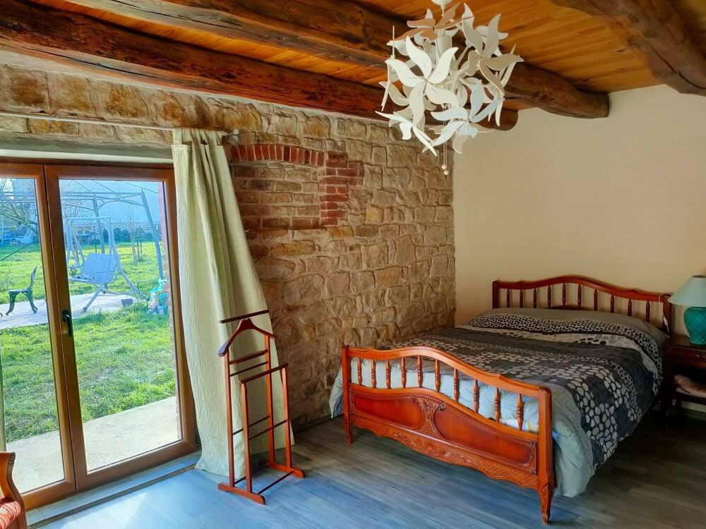 JOLIE Maison à colombage renovée à Pleure (Jura), à 15 min de Dole