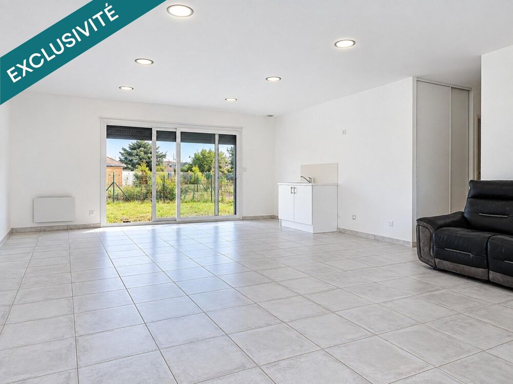 Vente Maison Maison 4 pièces ,3 chambres et un grand garage. Simandre