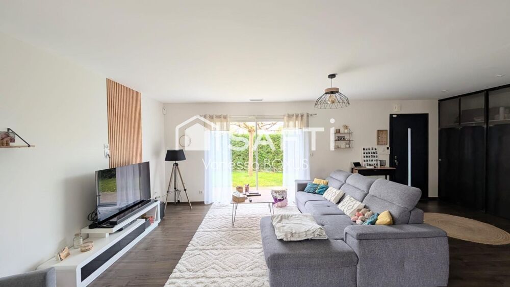 Maison de plain pied à Marcellus avec piscine, panneau photovoltaïque et appartement
