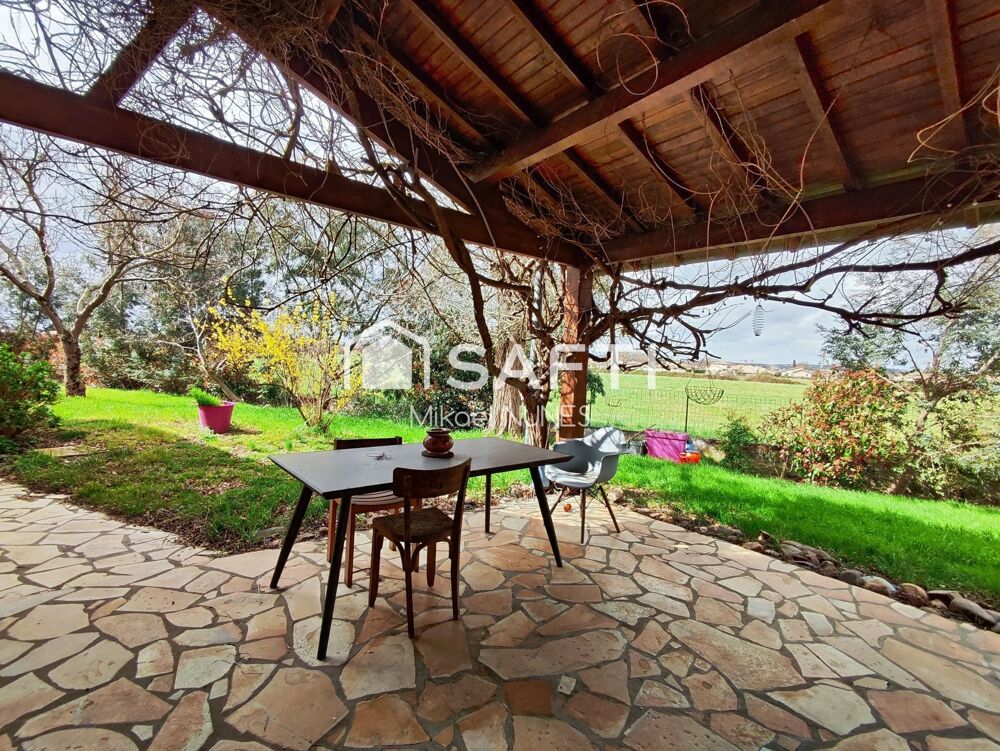 Vente Maison SAINT-LYS - Maison T7 185 m², 2487 m² de terrain Saint-lys