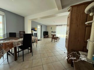  Immeuble � vendre 230 m�