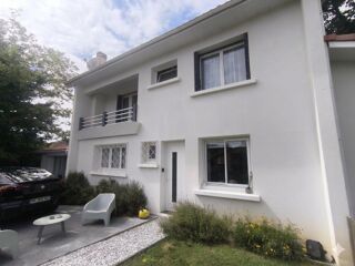  Maison à vendre 8 pièces 167 m²