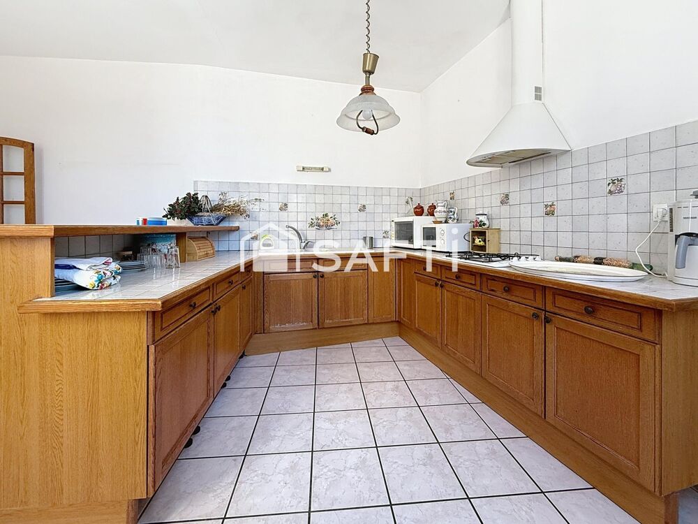 Appartement 4 pieces 97m2 au calme proche commodités