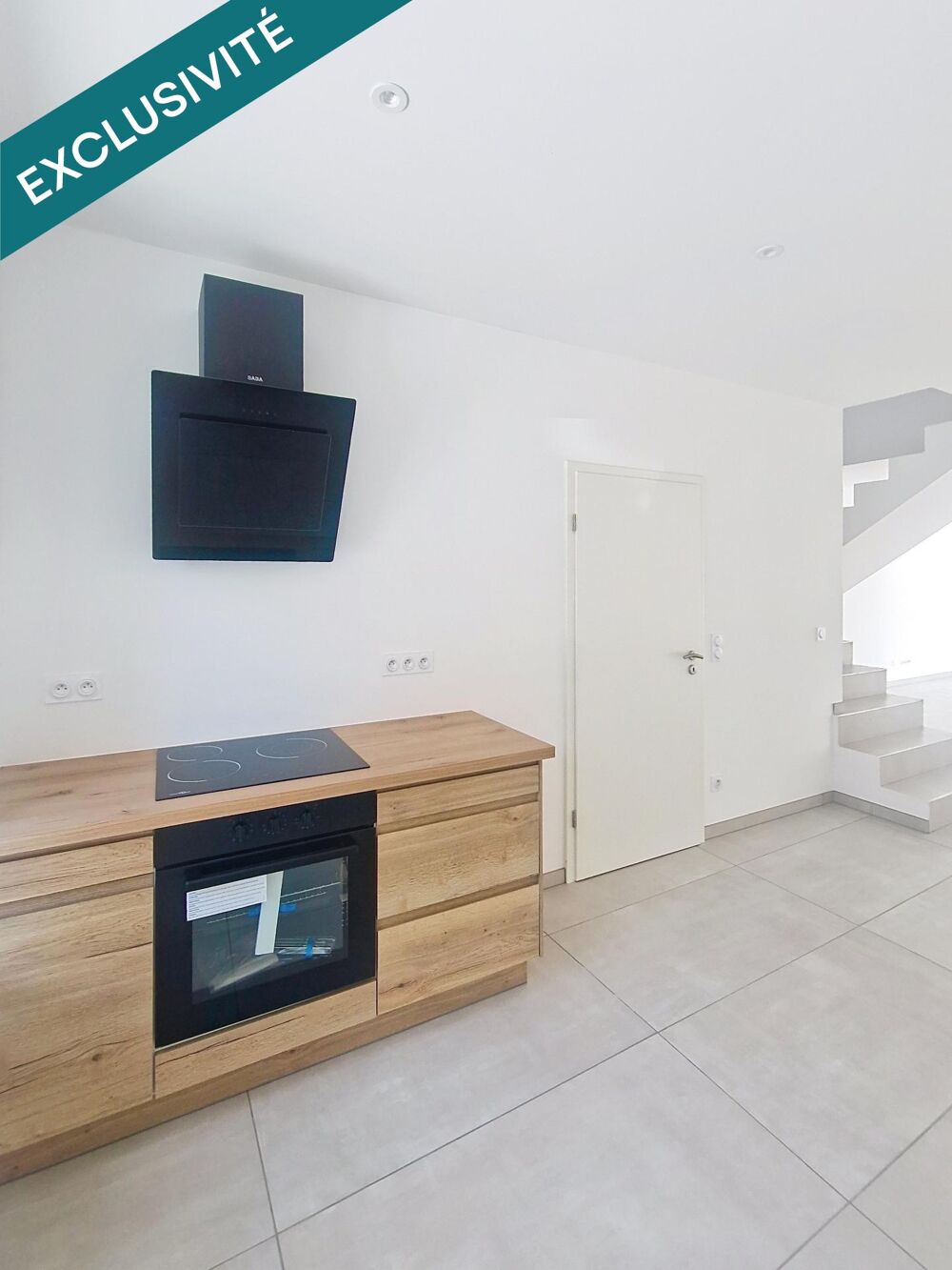 Maison entièrement rénovée avec 3 chambres, 1 bureau, terrasse et jardin aux portes des frontières !