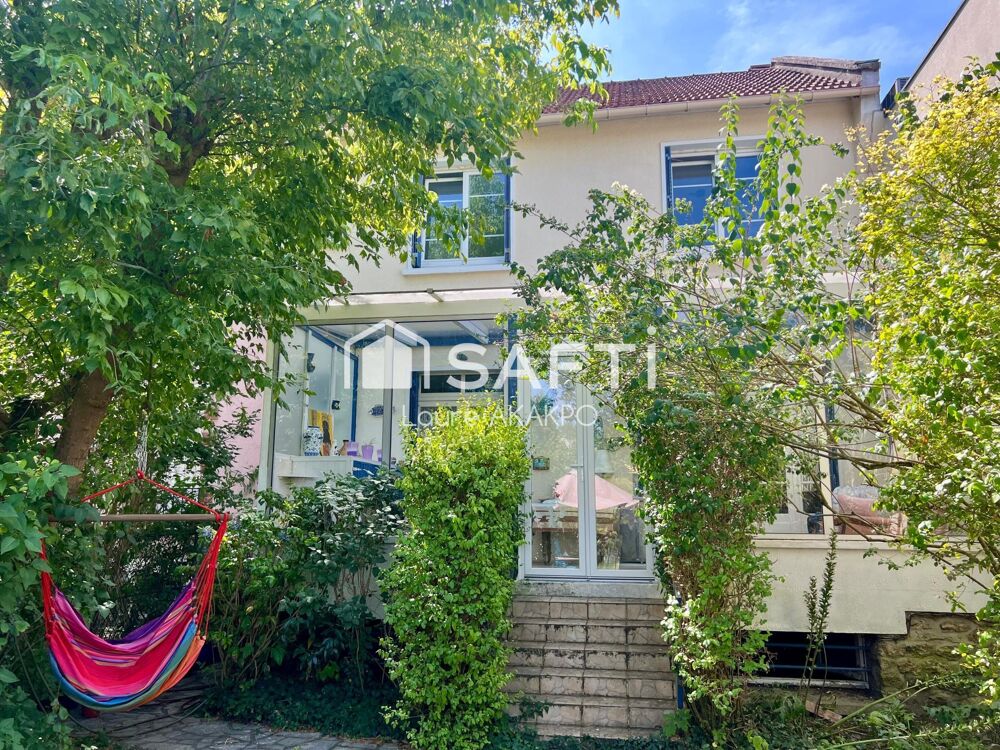 Magnifique maison 6 pièces avec un beau jardin dans le quartier des Joncs Marins