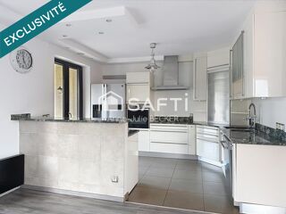  Maison  vendre 9 pices 200 m