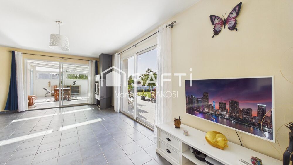 Vente Maison AULNAY MAISON DE PLAIN-PIED - 150M2- 3 CHAMBRES VERANDA JARDIN Aulnay