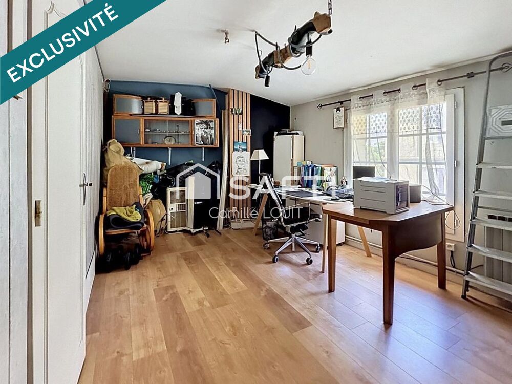 Maison de ville au coeur de Carignan de Bordeaux // sous offre//