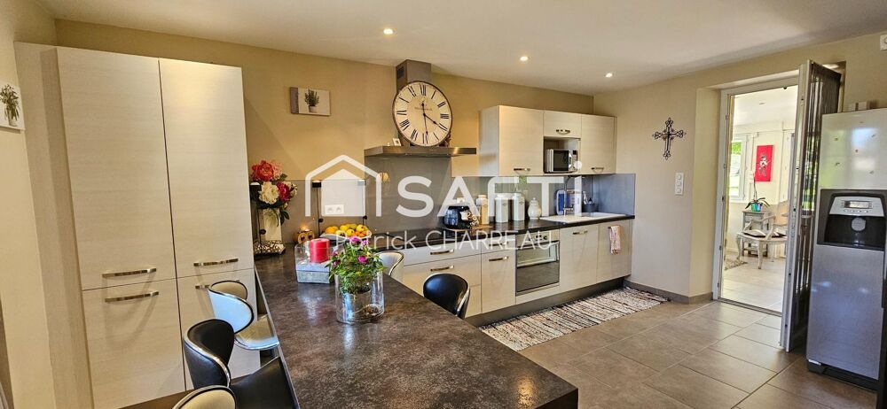 Vente Maison Parc arboré, Maison en pierres, 3 chambres, 130 m² Pazayac