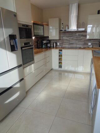  Appartement � vendre 4 pi�ces 85 m�